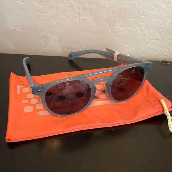 Fossil Accessories - Fossil sunnies 😎